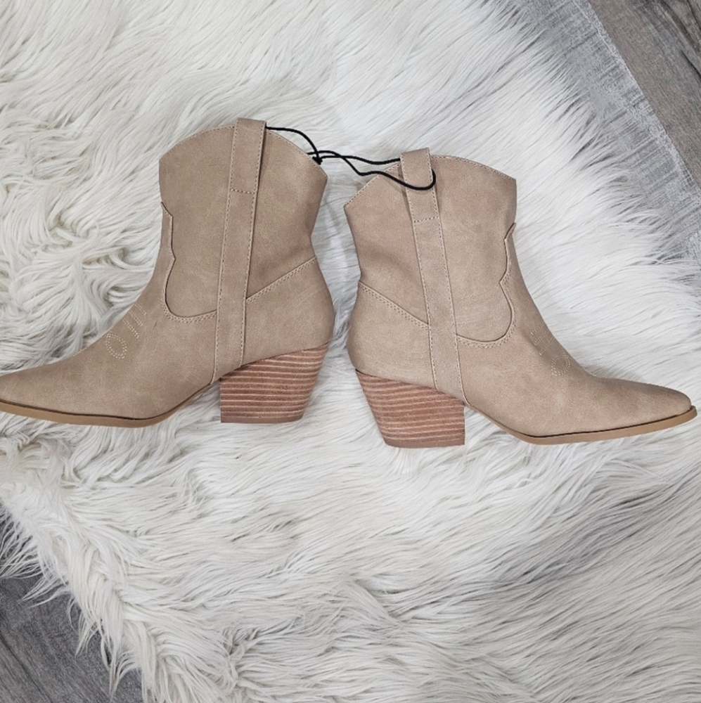 Rachel Zoe Rocky western Cowboy pull on Boots new - Picture 5 of 7